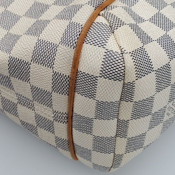 ๐ SOLD ๐ Louis Vuitton Totally PM in Damier Azur - Picture 13 of 17